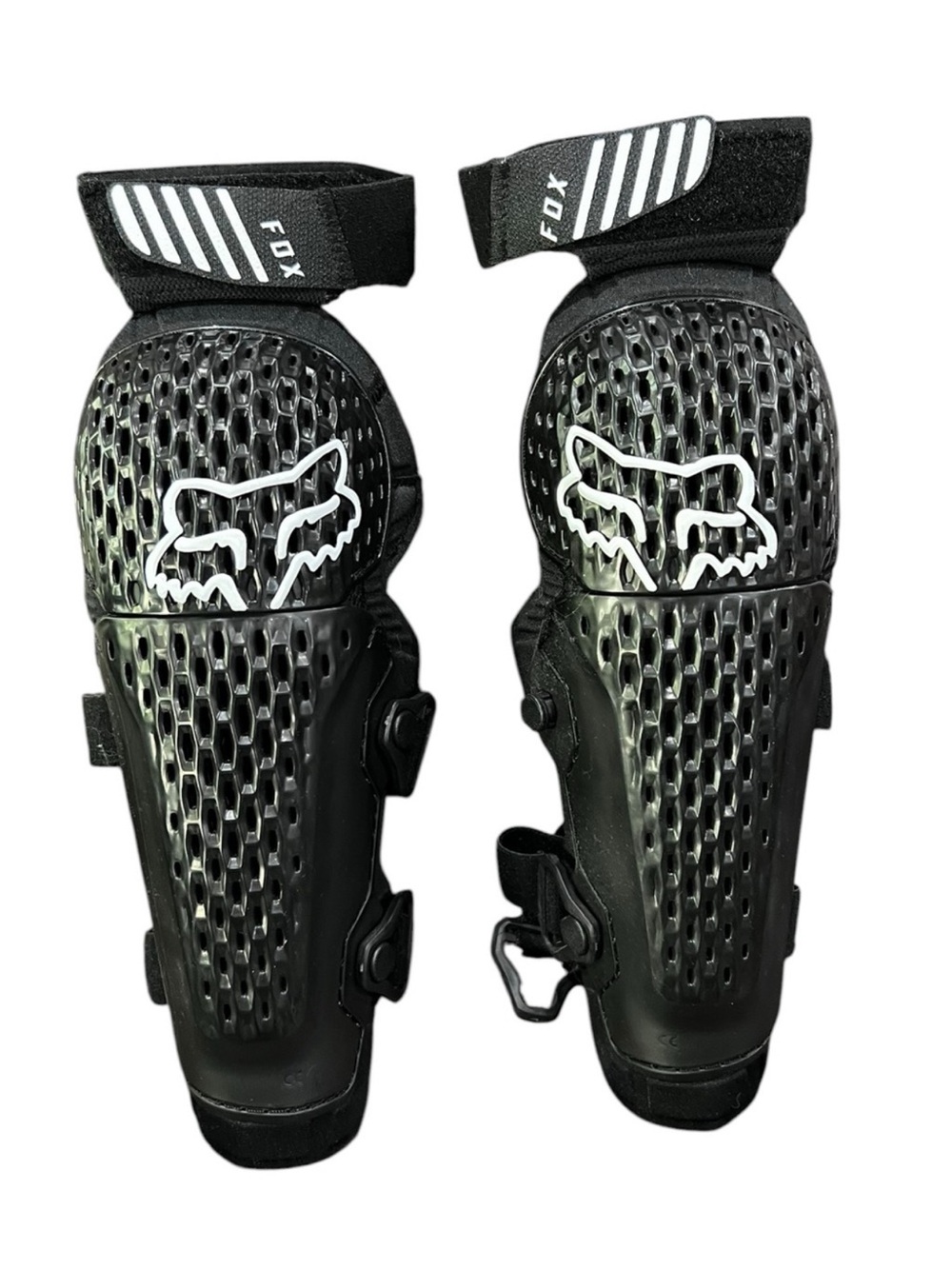 Fox Racing Youth Titan Race Knee/Shin CE Pads One Size/ adjustable